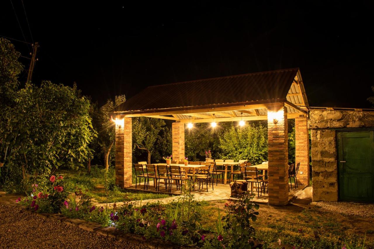 Noosh Guesthouse Ashnak Exteriér fotografie